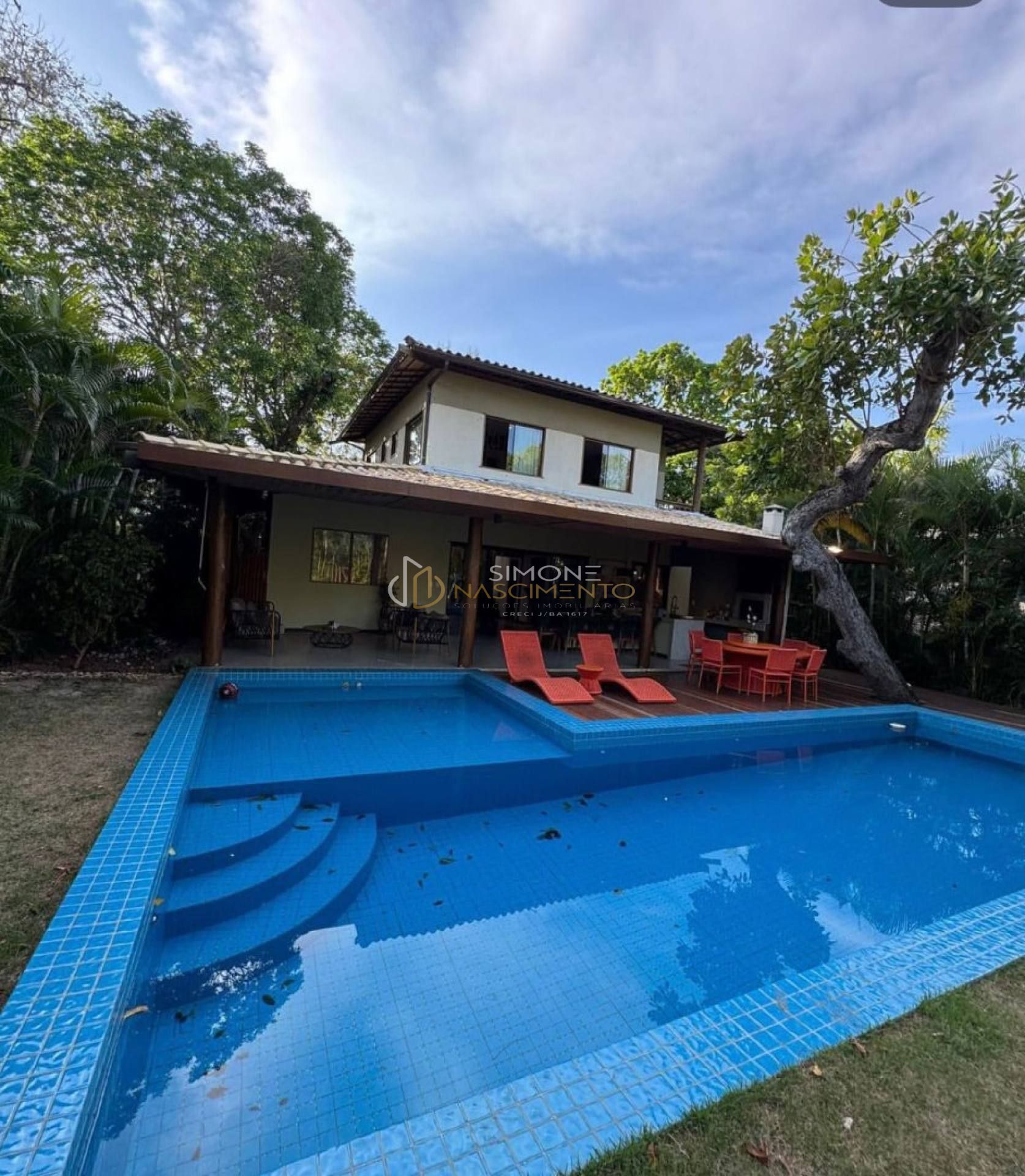 Casa de Condomínio 4 suítes Praia do Forte em Mata De São João