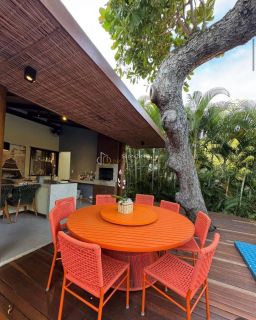 Casa de Condomínio 4 suítes Praia do Forte em Mata De São João