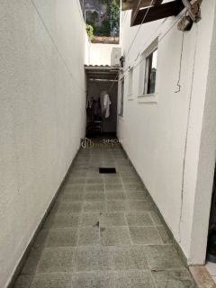 Casa Condomínio  4/4  Pitangueiras