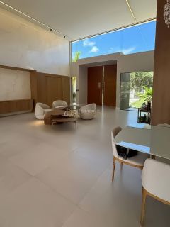 Casa Térrea de Alto Padrão – Condomínio Encontro das Águas