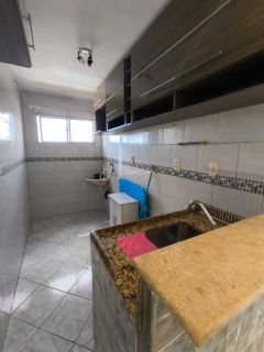 Apartamento 2 Quartos – Bem Localizado – Com Armários Planejados