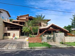 CASA 5 SUÍTES EM PIATÃ