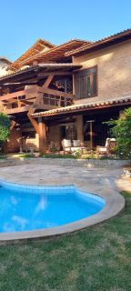 CASA 5 SUÍTES EM PIATÃ