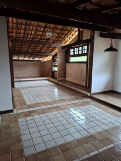 CASA 5 SUÍTES EM PIATÃ