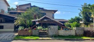 CASA 5 SUÍTES EM PIATÃ