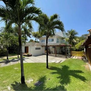 Casa em Condomínio 4 suítes  Itacimirim em Camaçari