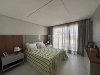 Casa Triplex em Vilas do Atlântico – Alto Padrão