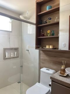 Casa Triplex em Vilas do Atlântico – Alto Padrão