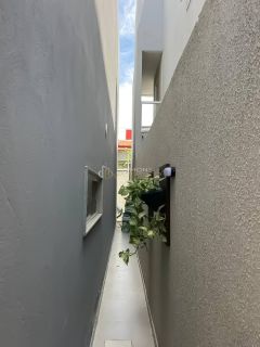 Casa Triplex em Vilas do Atlântico – Alto Padrão