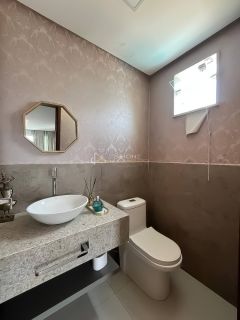 Casa Triplex em Vilas do Atlântico – Alto Padrão