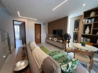 Casa Triplex em Vilas do Atlântico – Alto Padrão