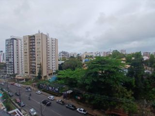 Apartamento 3/4 e 2 suítes  Itaigara