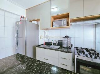 Apartamento Para Vender com 2 quartos 1 suítes no Imbuí em Salvador