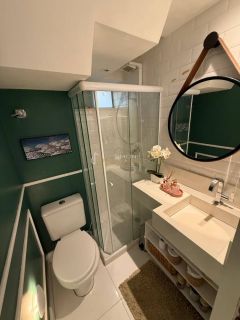 Casa de Condomínio 5/4 e 3 suítes  Piatã