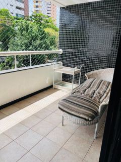 Apartamento 2 /4 e  1 suíte Pituba