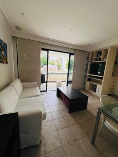 Apartamento 2 /4 e  1 suíte Pituba