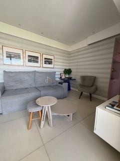 Apartamento 3 /4 e 2 suítes Paralela