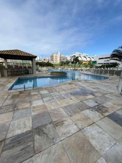 Apartamento 3 /4 e 2 suítes Paralela