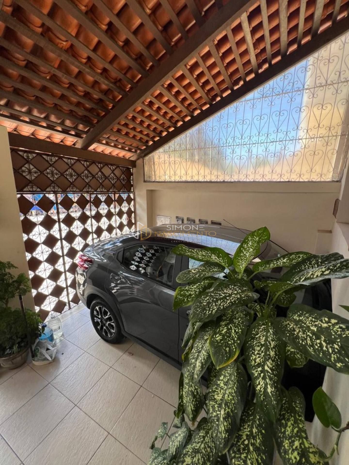 Sobrado  6 /4 e  1 suíte Barbalho