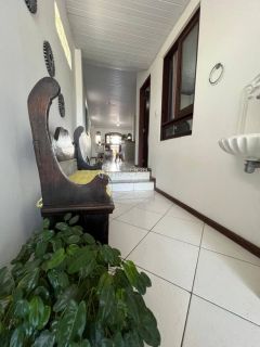 Sobrado  6 /4 e  1 suíte Barbalho