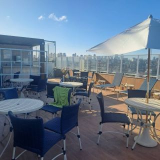 Apartamento 1/4 Mobiliado no Smart Pituba – Andar Alto, Vista Mar