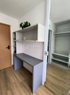 Apartamento 1/4 Mobiliado no Smart Pituba – Andar Alto, Vista Mar