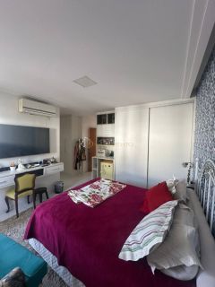 Casa  Condomínio 4 /4 e 1 suíte Nova Abrantes