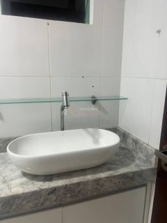 CASA 3 QUARTOS EM BURAQUINHO