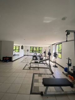 Apartamento  5/4 e 4 suítes Pituba