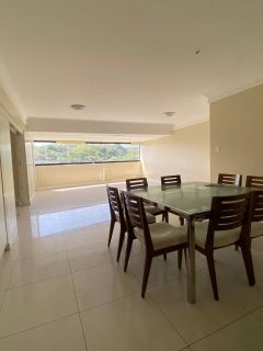 Apartamento  5/4 e 4 suítes Pituba