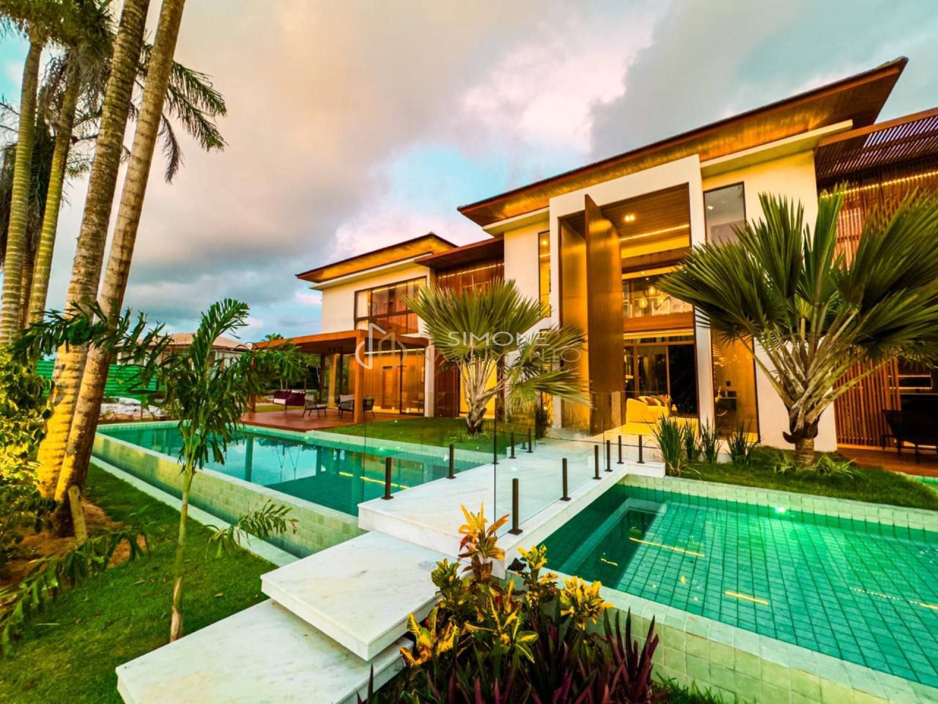 Casa  Condomínio 5 suítes Praia do Forte