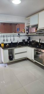 CASA 4 SUÍTES NA PRAIA DE IPITANGA