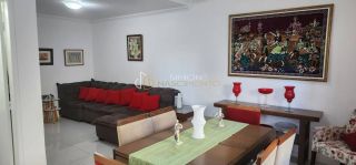 CASA 4 SUÍTES NA PRAIA DE IPITANGA