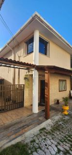 CASA 4 SUÍTES NA PRAIA DE IPITANGA