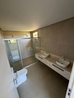 Casa de Condomínio 8 suítes  Açu da Torre