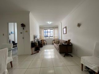 Apartamento 4/4 e  1 suíte Imbuí