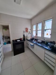 Apartamento 3/4 e 1 suíte Costa Azul