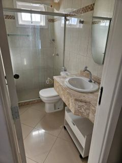 Casa de Condomínio  4/4 e  3 suítes Itapuã em Salvador