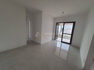 Apartamento 2/4 e 1 suíte Jardim Armação