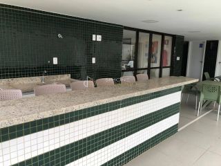 Apartamento 2/4 e 1 suíte Jardim Armação