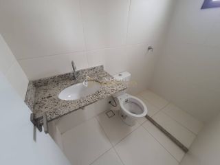 Apartamento 2/4 e 1 suíte Jardim Armação