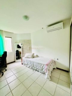 Casa de Condomínio 4/4 e  3 suítes  Lauro de Freitas