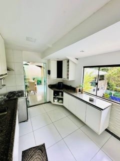 Casa de Condomínio 4/4 e  3 suítes  Lauro de Freitas