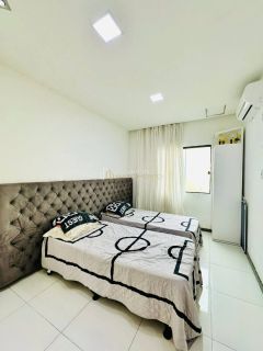 Casa de Condomínio 4/4 e  3 suítes  Lauro de Freitas