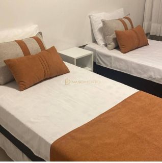 Apartamento 2/4 e  1 suíte Porteira Fechada Guarajuba