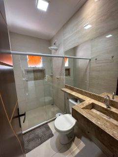 Casa de Condomínio 3/4 e 2 suíte Pé Direito Duplo  Arembepe