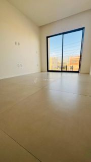 CASA 4 SUÍTES EM VILA DE ABRANTES