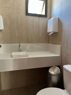 STUDIO NO CAMINHO DAS ÁRVORES