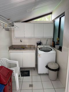 CASA DUPLEX 4 QUARTOS EM PATAMARES