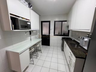 CASA DUPLEX 4 QUARTOS EM PATAMARES